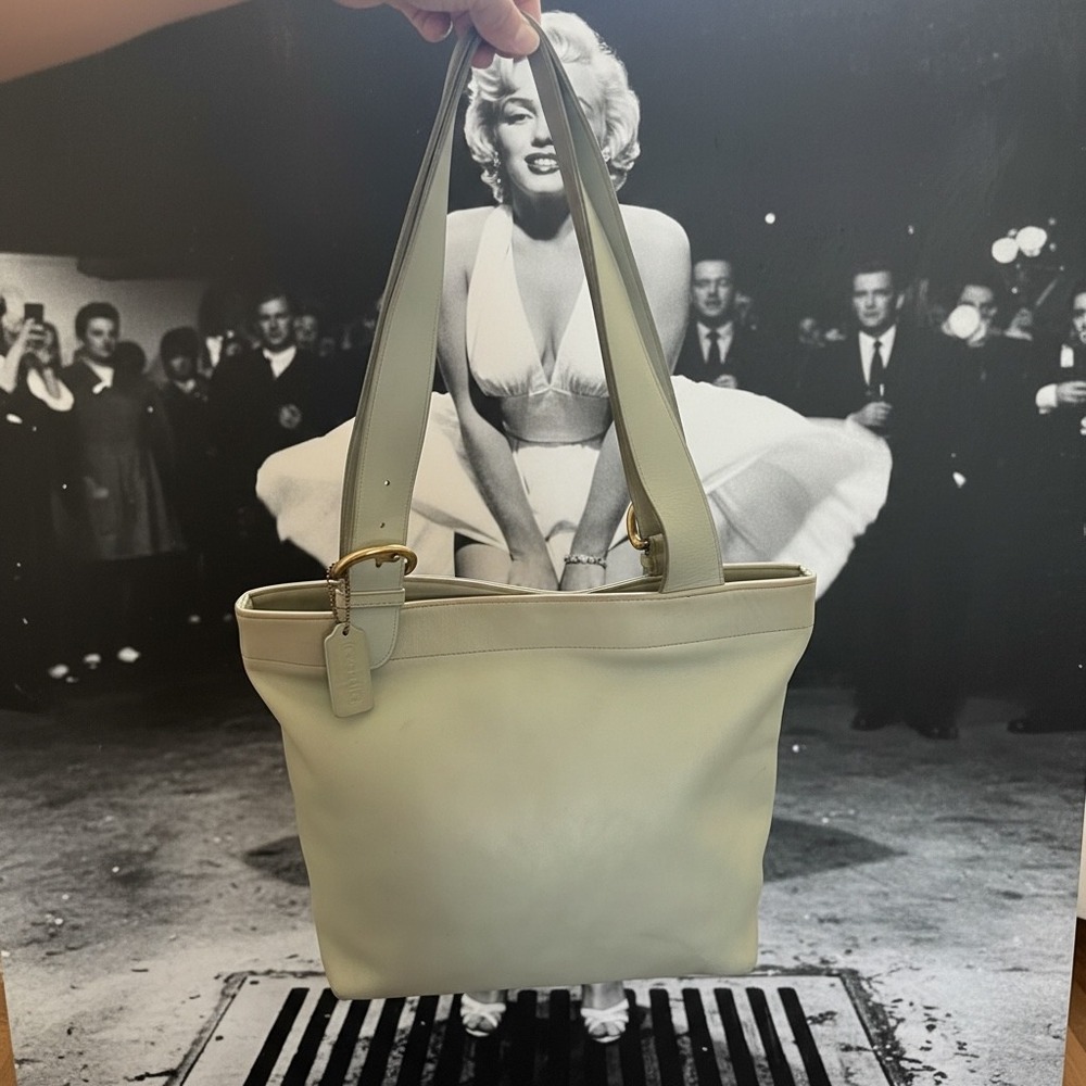 Coach Vintage City Tote Shopper Bag Mint Seafoam Green Leather USA G6M-4157